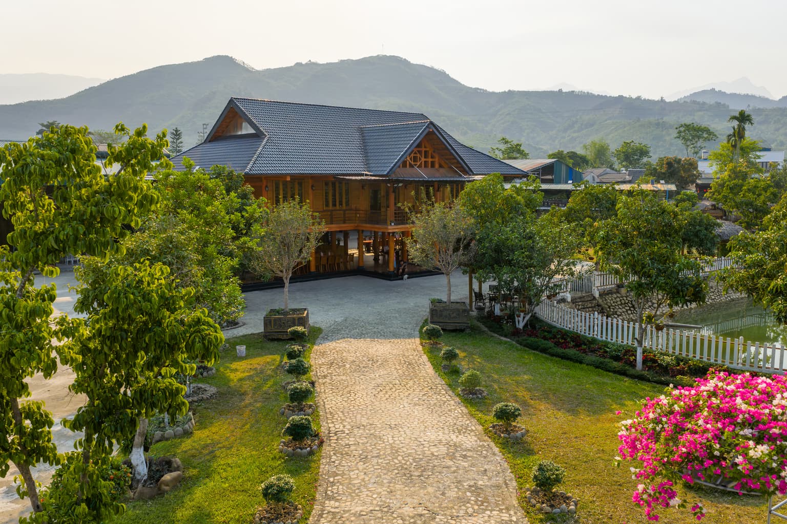 Phòng VIP Nhà Sàn 5